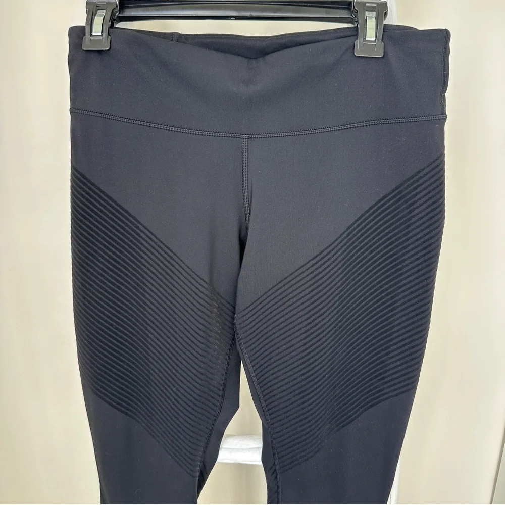 GAP Fit Sculpt Compression Moto Leggings Black Size Large